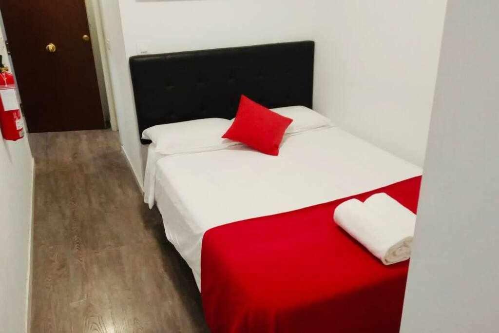 Comodo Y Agradable Estudio En Madrid Centro A5 Екстер'єр фото